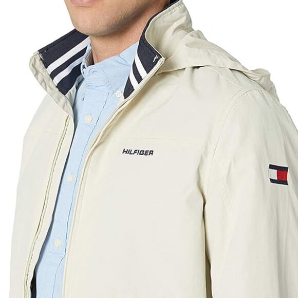 Tommy Hilfiger Men Lightweight Waterproof Regatta Jacket cream L - Picture 1 of 14